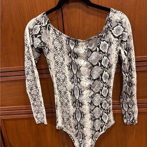 PrettyLittleThing Black and White Snake Print Bodysuit